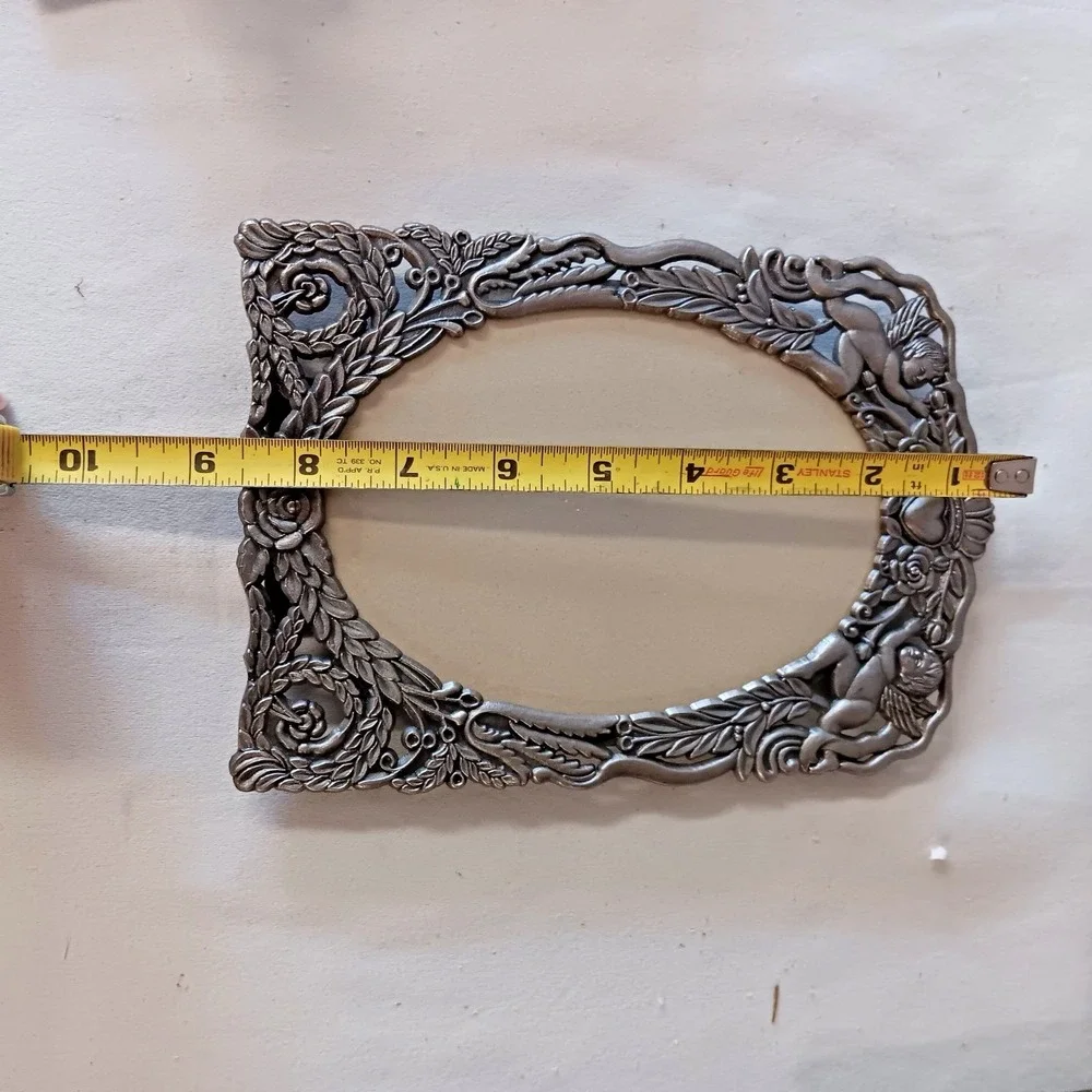 Vintage‎ Ornate Cherub Picture Frame Silver Tone Oval Floral Metal Wall Decor